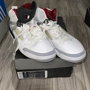 Jordan Spiz’ike size 9.5 mens